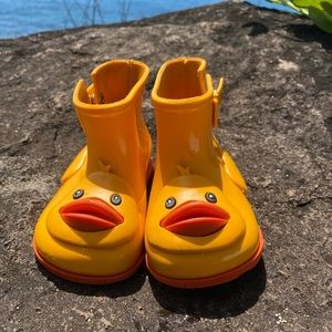 Toddler Mini Melissa boots size 8